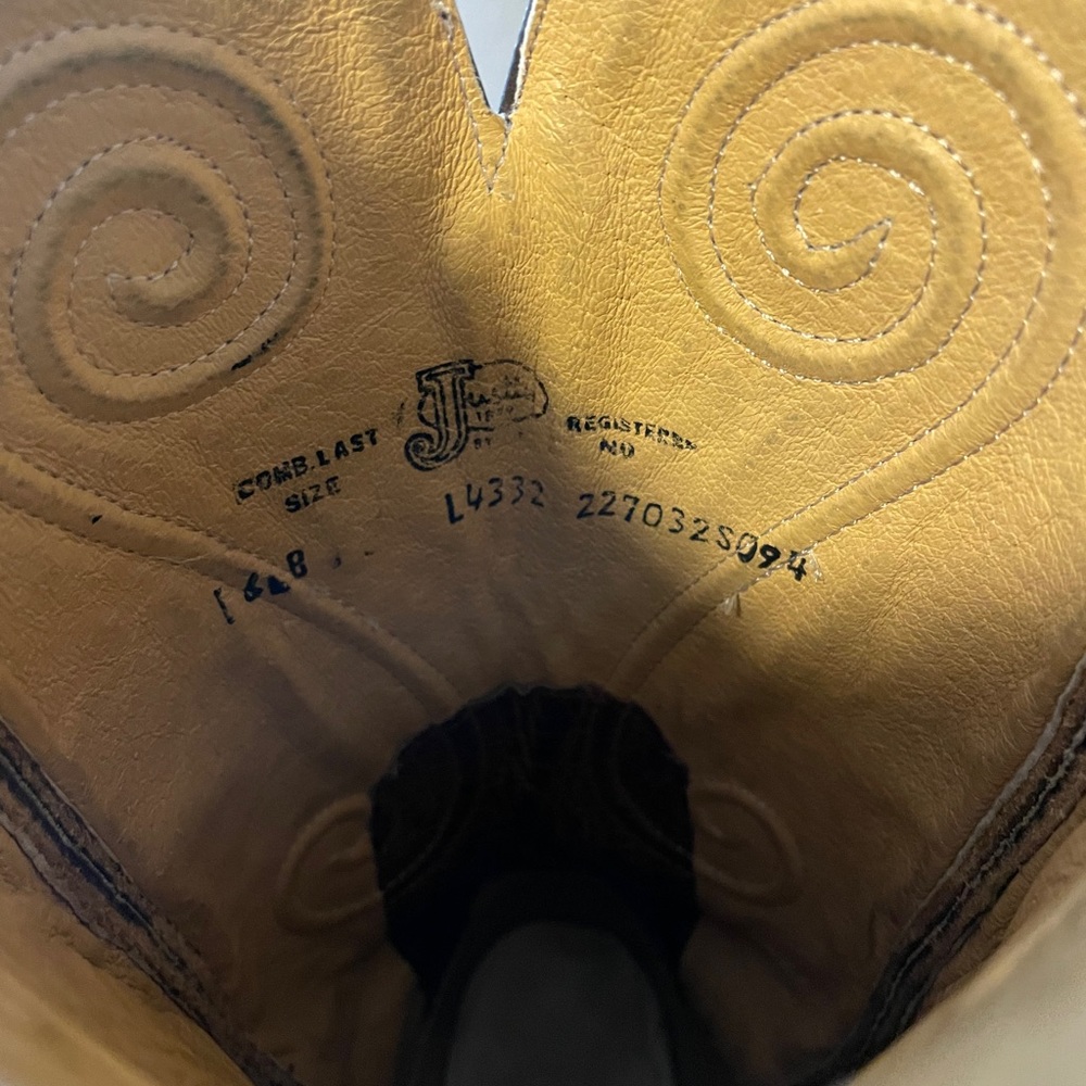 Justin Boots - Picture 5 of 8